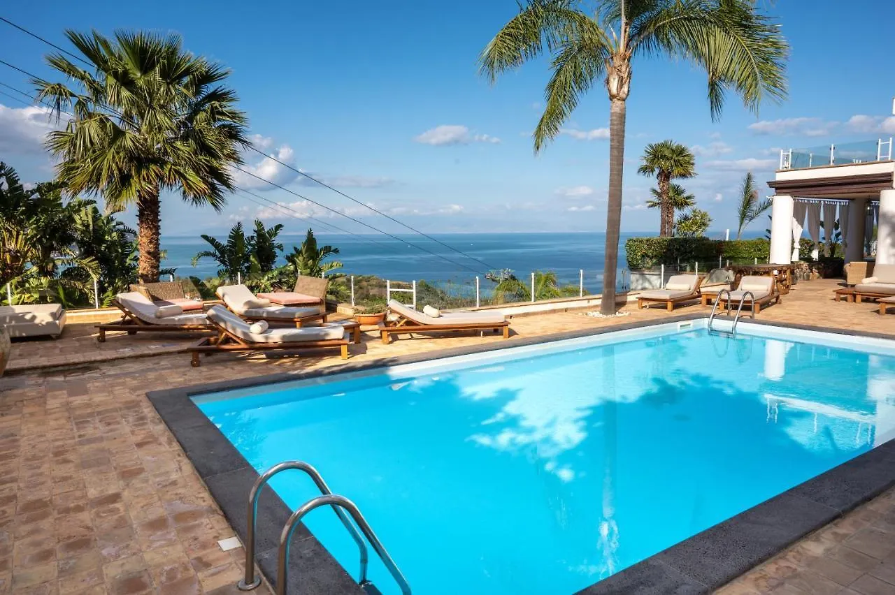 Luxury Taorum Villa With Spectacular Sea Views In Taormina 0*,