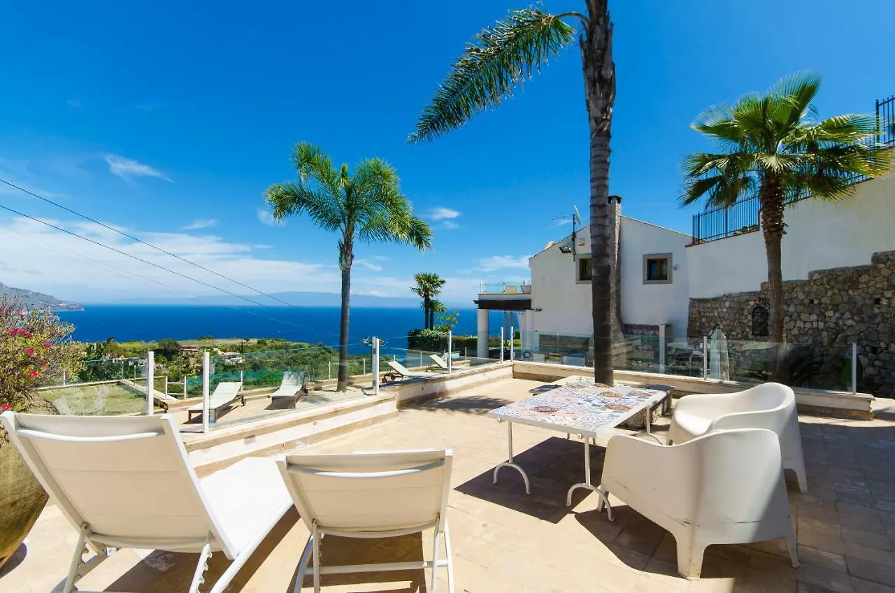Luxury Taorum Villa With Spectacular Sea Views In Taormina